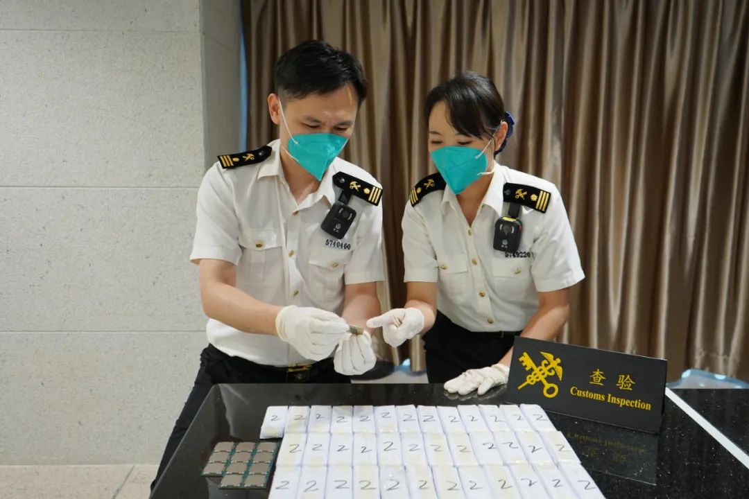 海關最新案,海關最新案件揭秘，透視監(jiān)管體系的新挑戰(zhàn)與對策