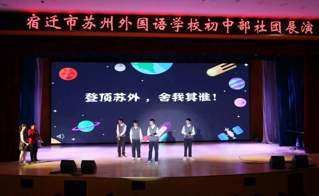秀云最新,秀云最新風(fēng)采，綻放的光芒照亮?xí)r代前沿